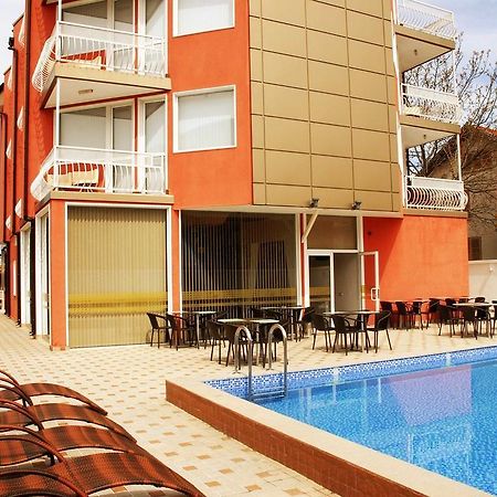Семеен Хотел Виа Лакус Sapareva Bania Exterior foto